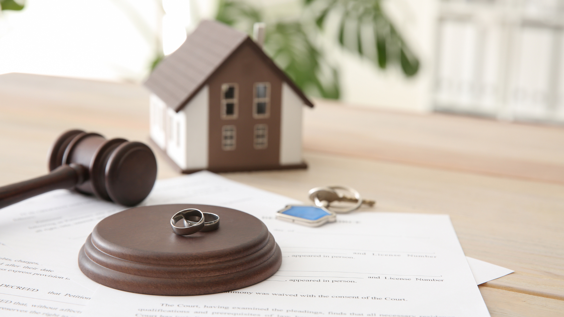 How to Buy or Sell a Home When You’re Going Through a Divorce